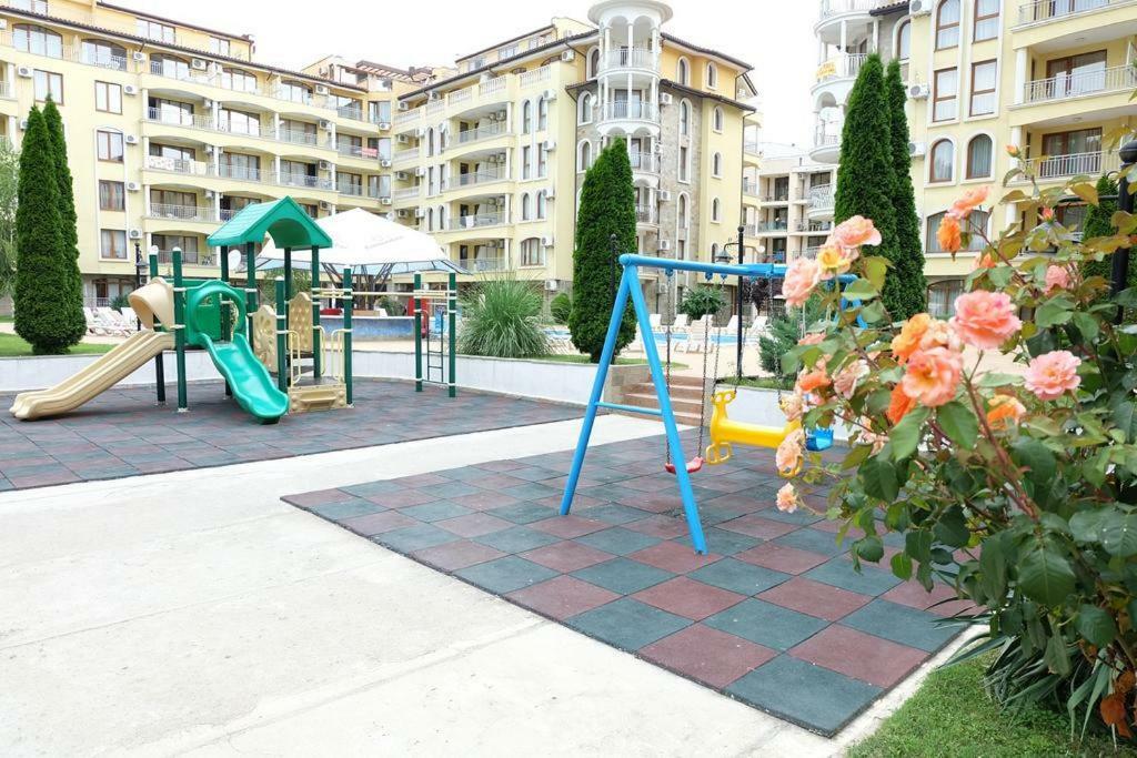 סאני ביץ' Summer Dreams -Apartcomplex מראה חיצוני תמונה